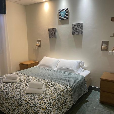 קאן סור מר Hotel Le Derby מראה חיצוני תמונה