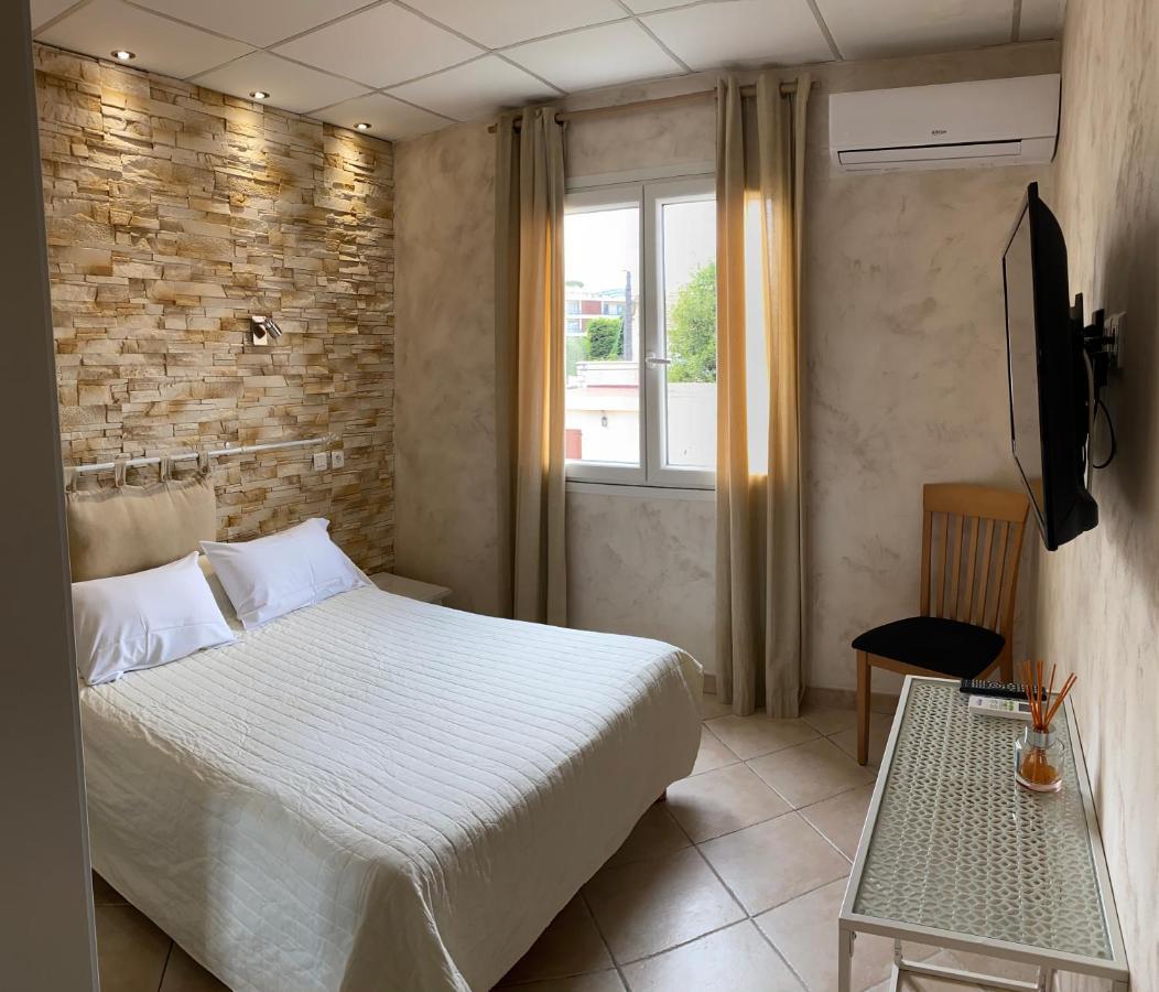 קאן סור מר Hotel Le Derby מראה חיצוני תמונה