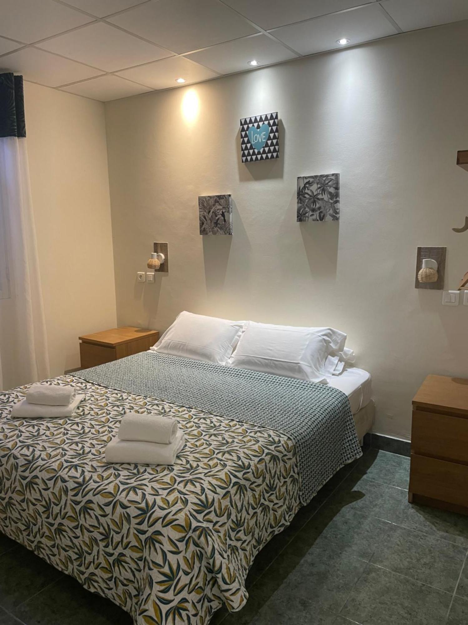קאן סור מר Hotel Le Derby מראה חיצוני תמונה