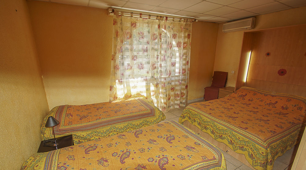 קאן סור מר Hotel Le Derby מראה חיצוני תמונה
