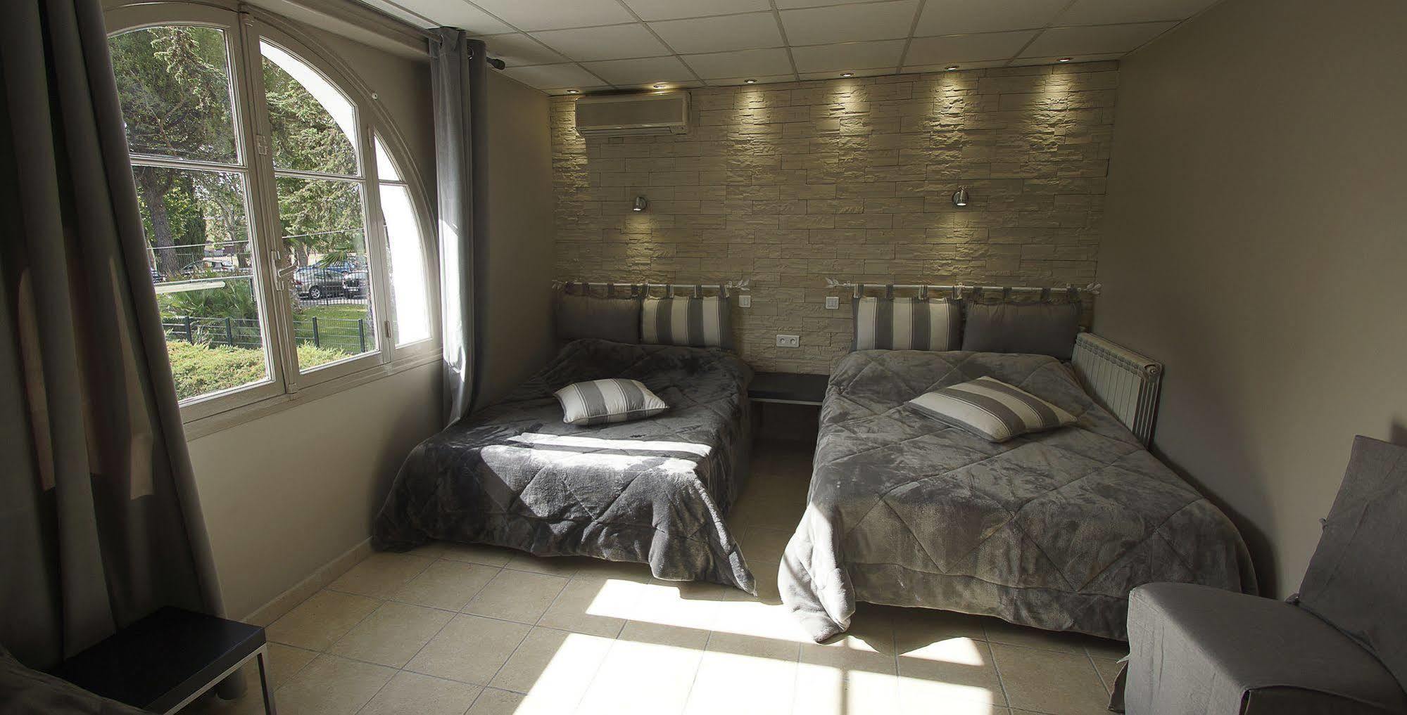 קאן סור מר Hotel Le Derby מראה חיצוני תמונה