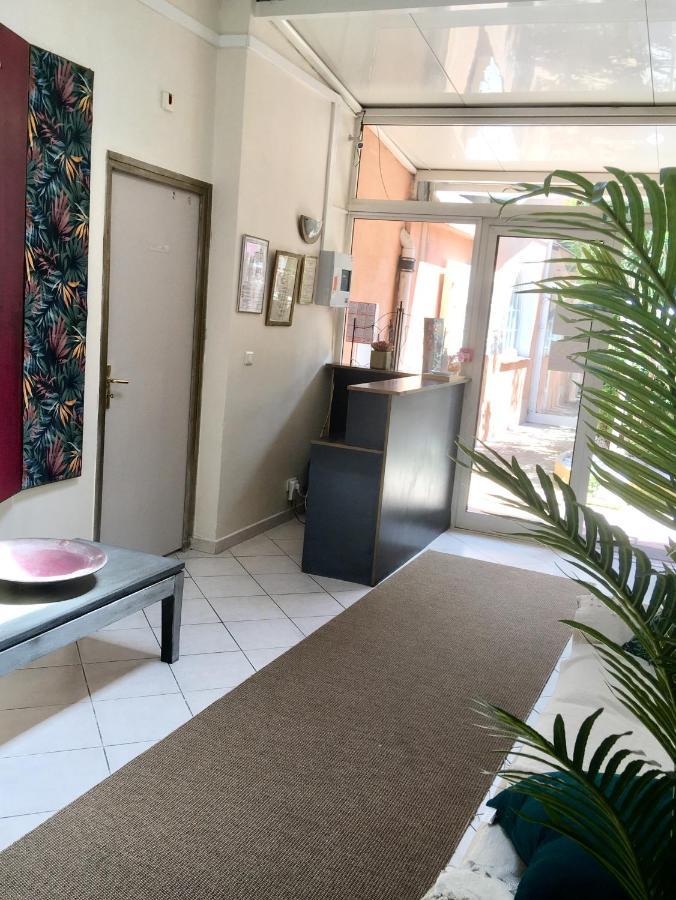 קאן סור מר Hotel Le Derby מראה חיצוני תמונה